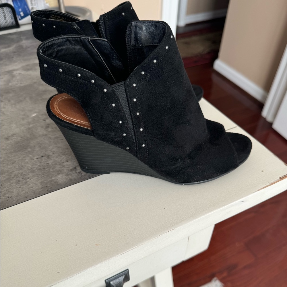 Sugar Peep Toe Wedge Booties Size 6